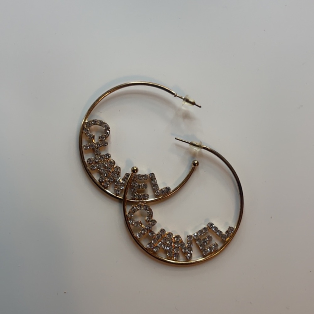 Hoops
